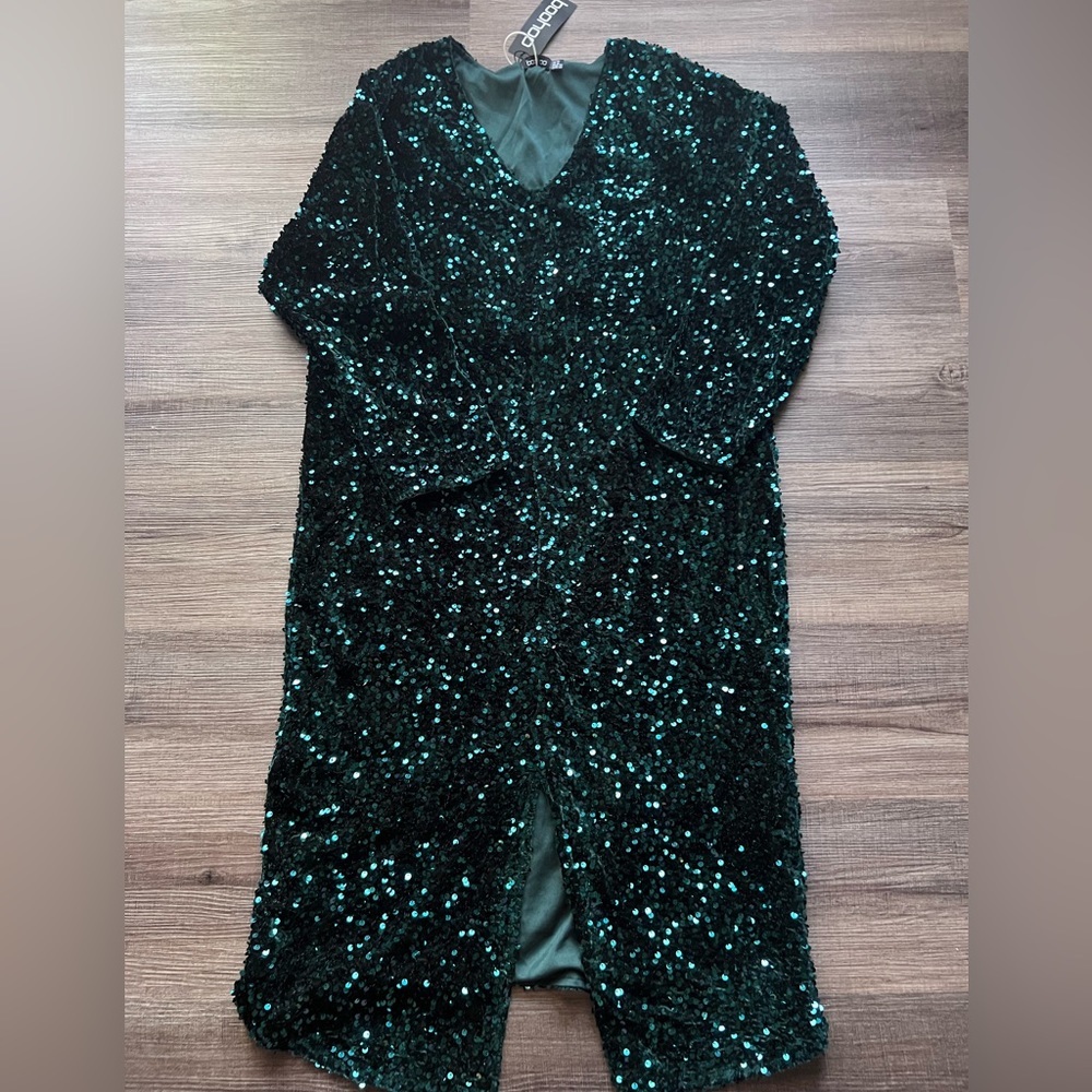 Maternity plunge velvet sequence dress